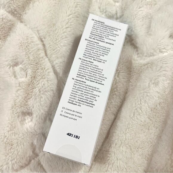 QMS Medicosmetics Replenishing Protection Hand Cream Full Size NIB 75ml - Picture 3 of 6